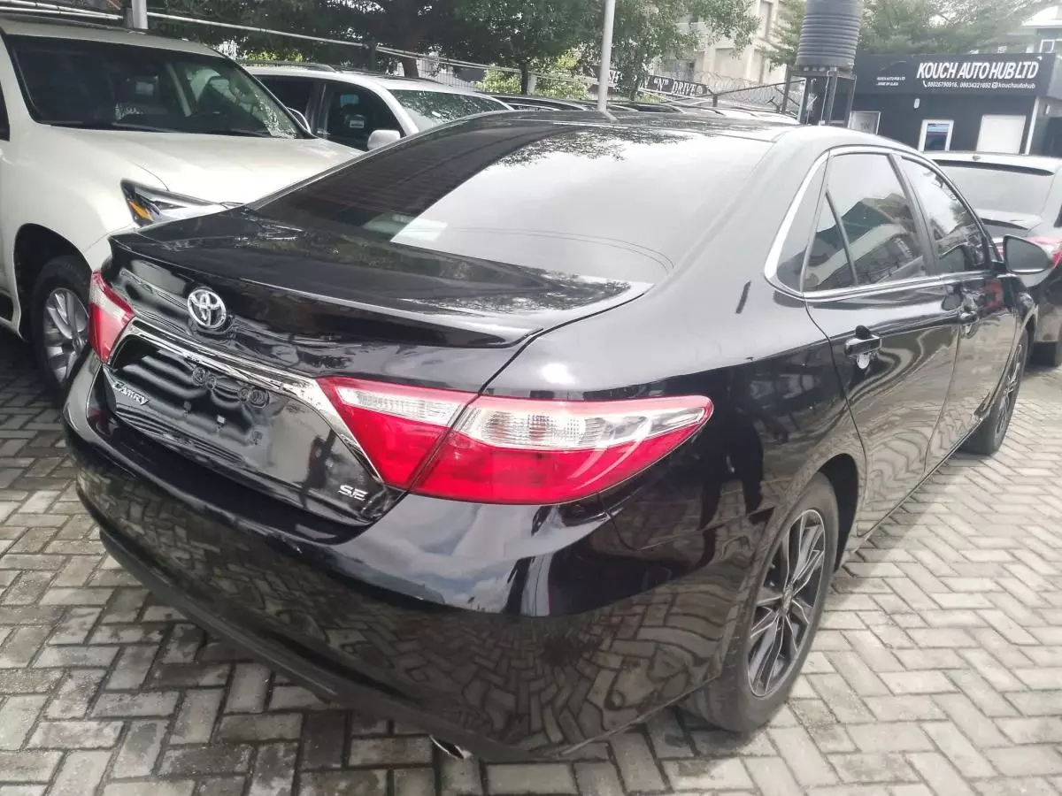 Toyota Camry   - 2017