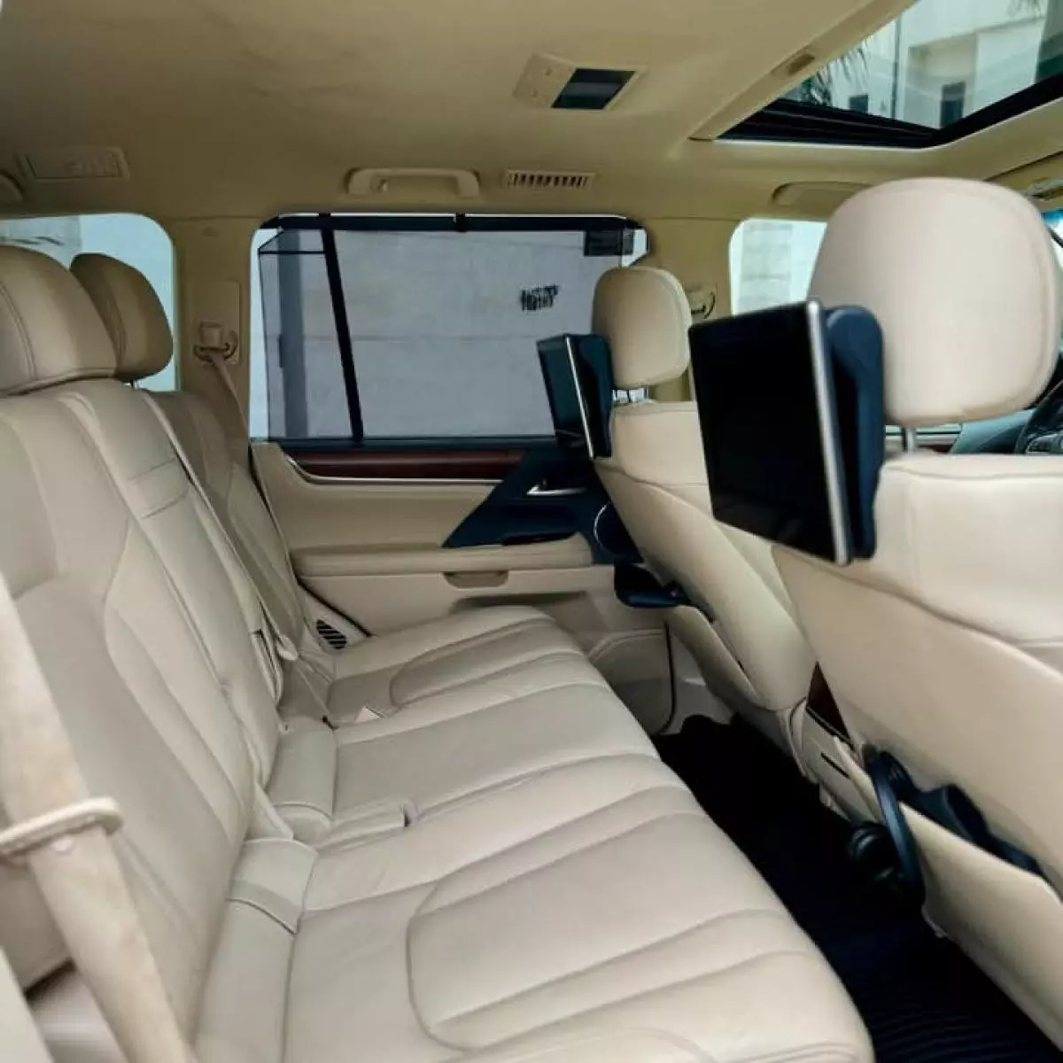 Lexus LX 570   - 2019