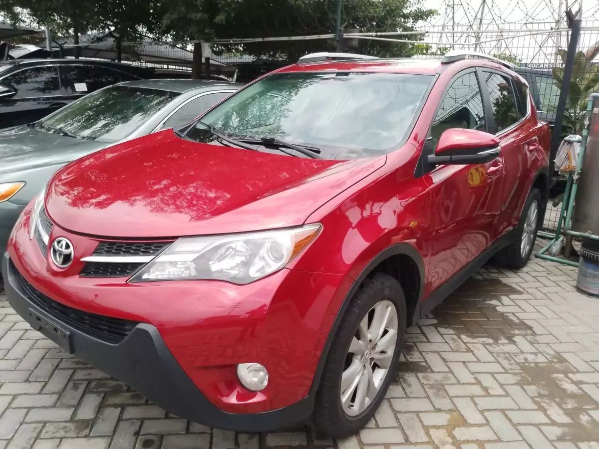 Toyota RAV 4   - 2014