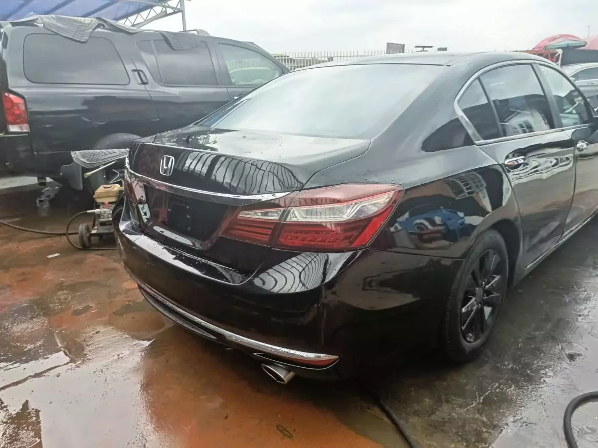 Honda Accord   - 2013