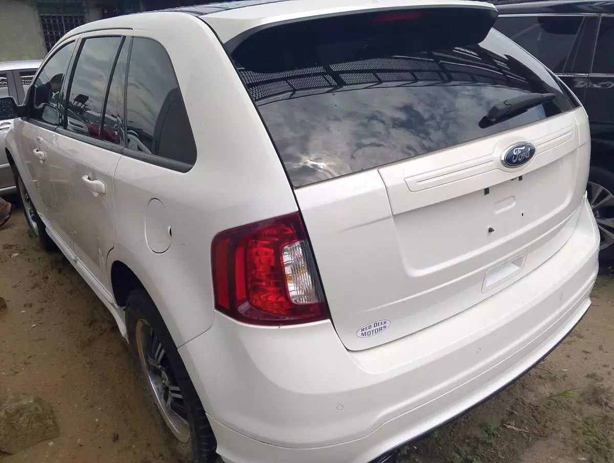 Ford Edge   - 2013