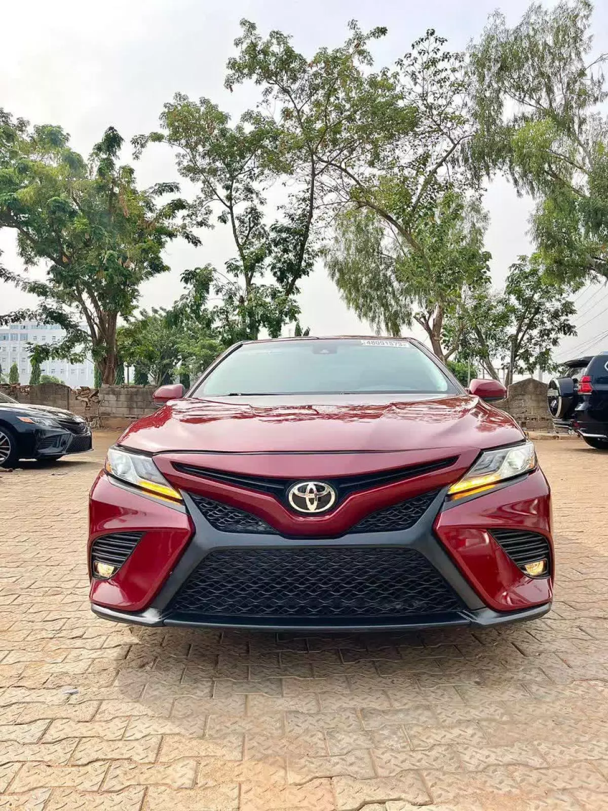 Toyota Camry   - 2018