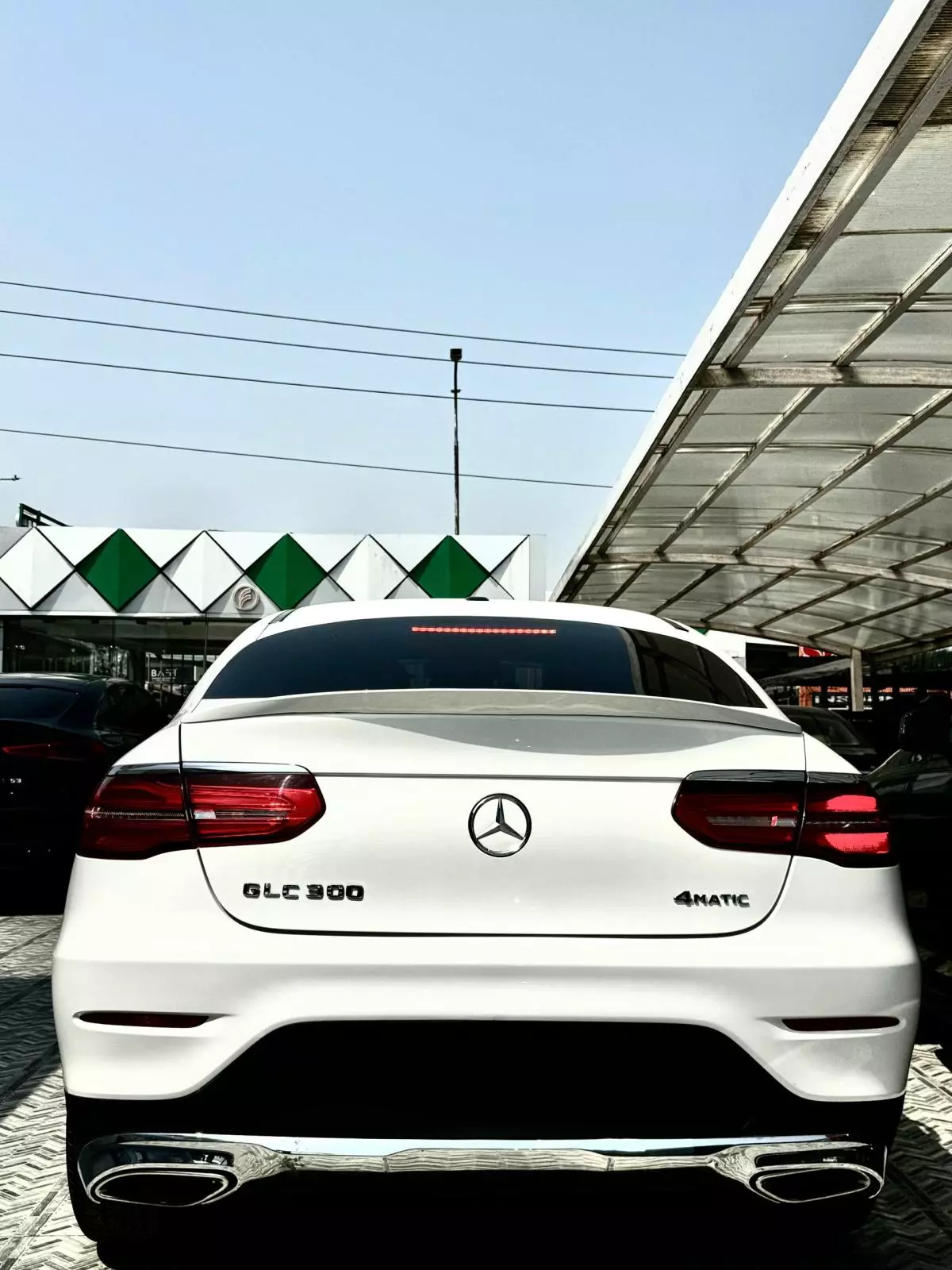 Mercedes-Benz GLC 300   - 2018