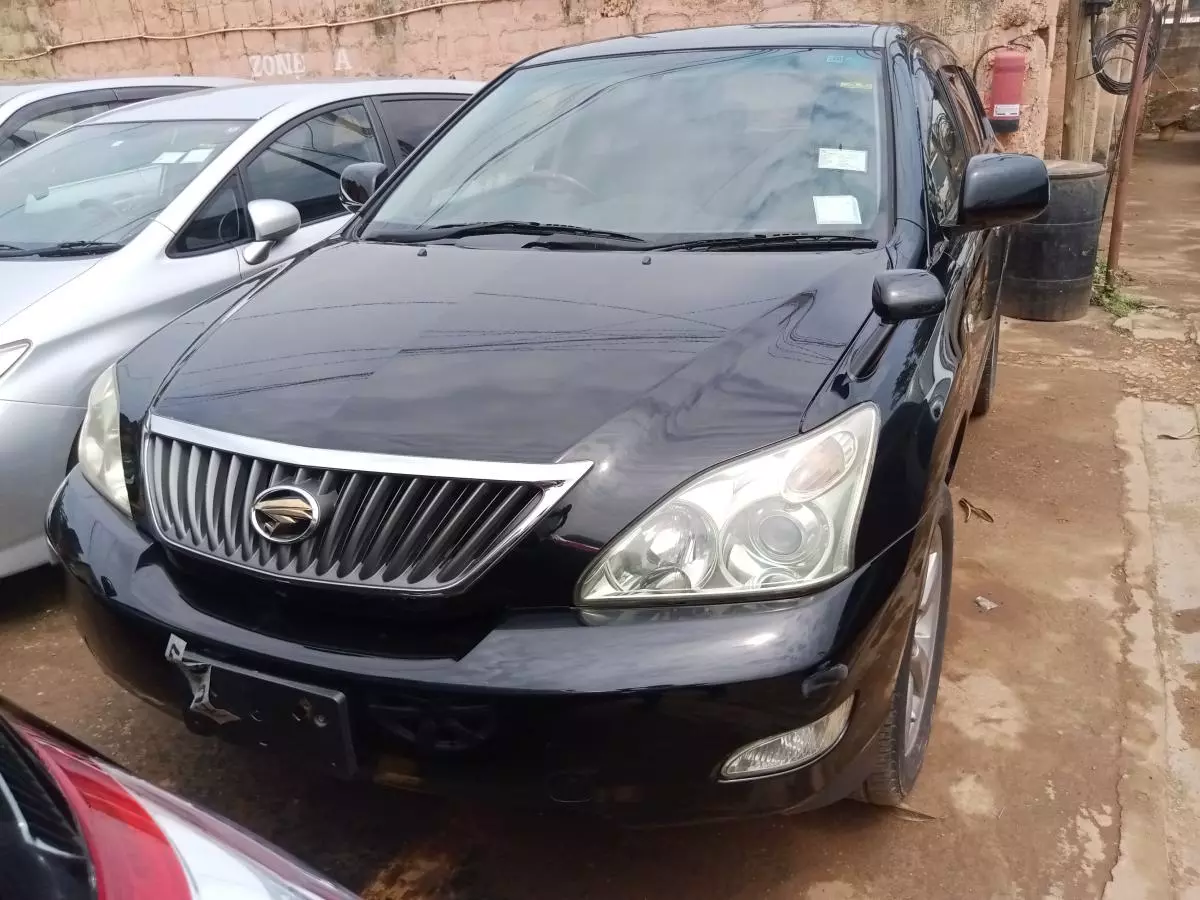 Toyota Harrier   - 2009