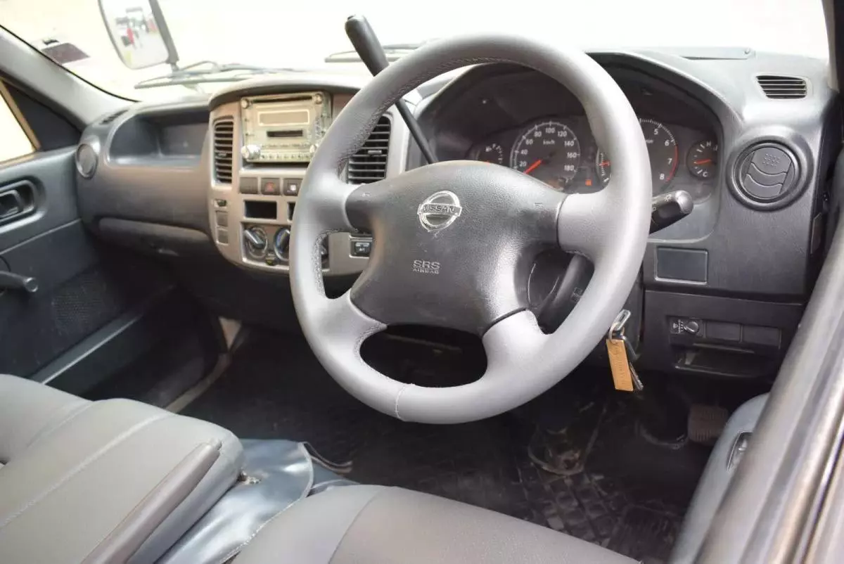 Nissan Caravan  - 2012
