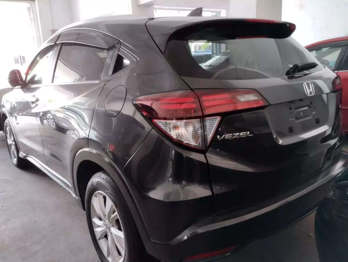 Honda Vezel  - 2016