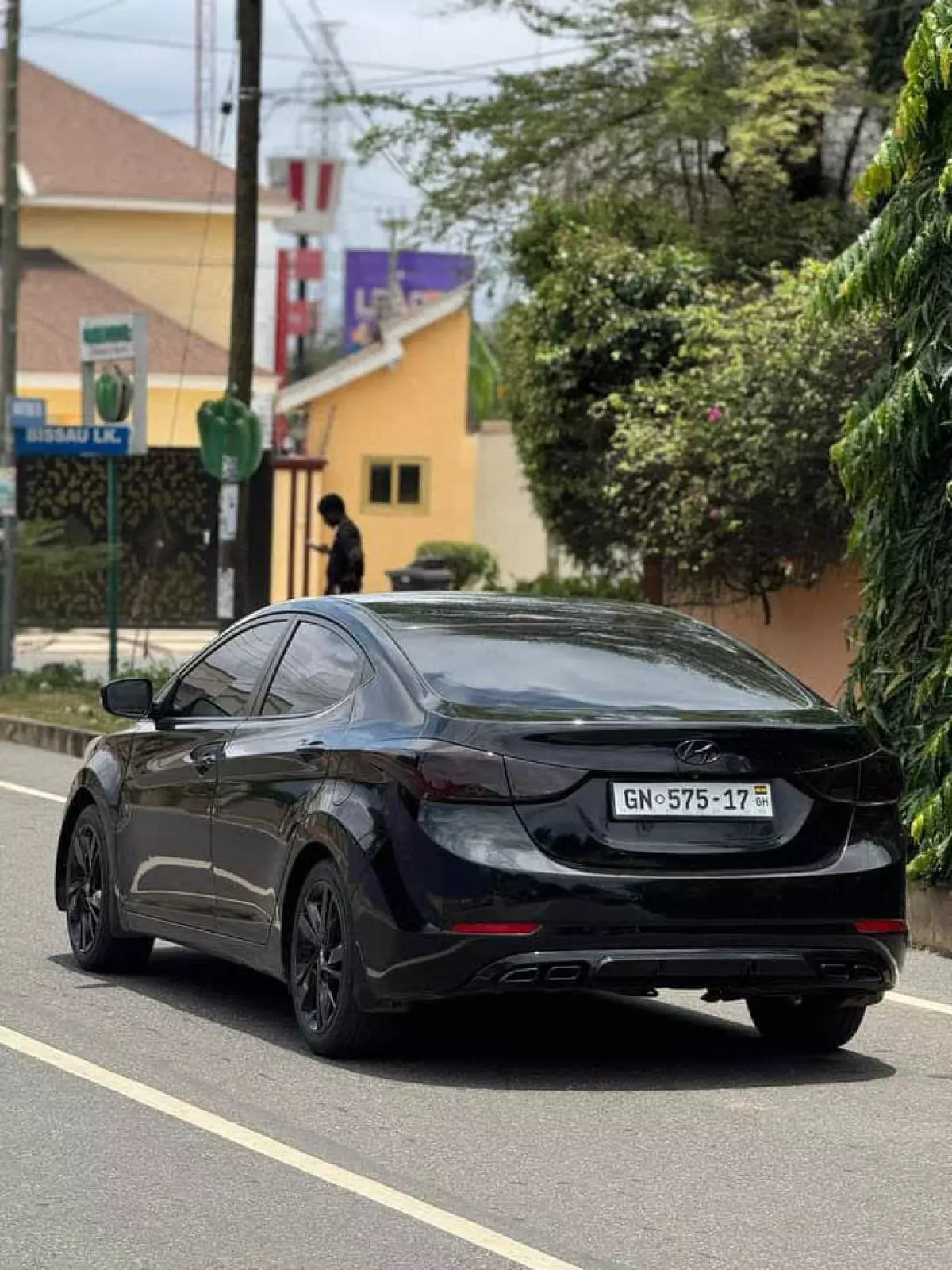 Hyundai Elantra   - 2015