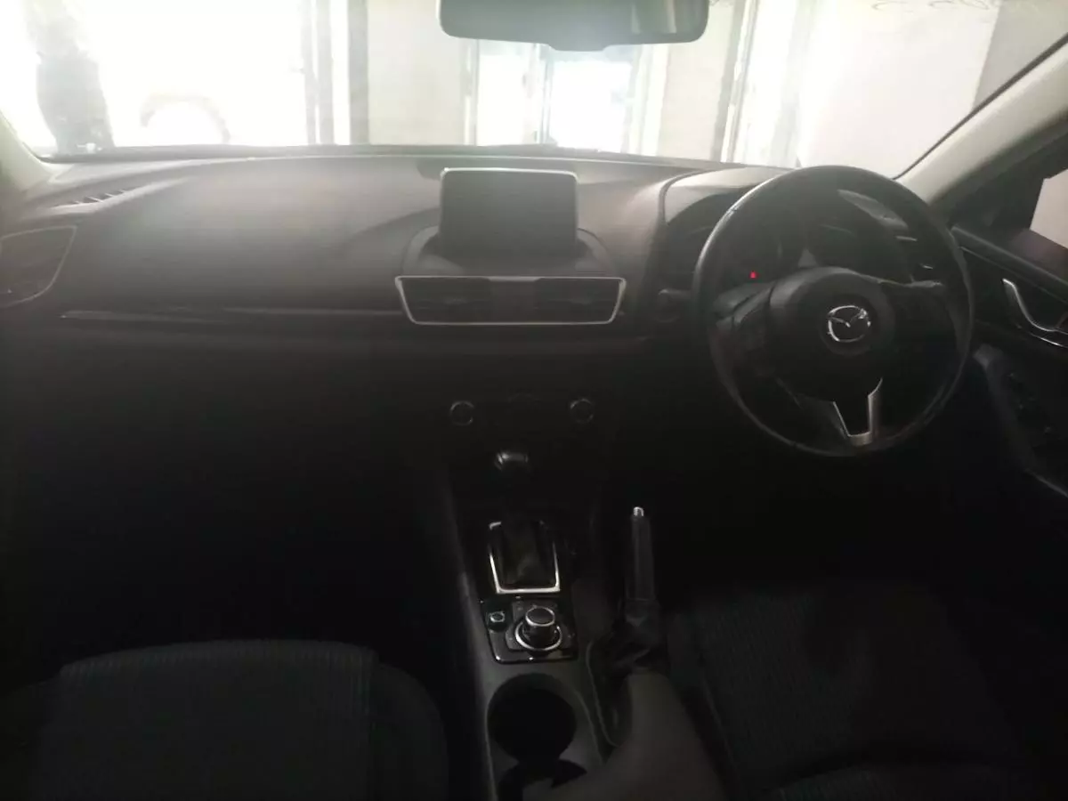 Mazda Axela  - 2015