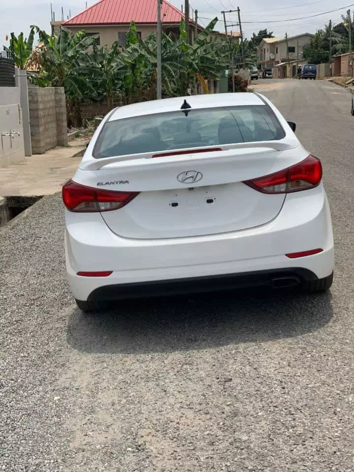 Hyundai Elantra   - 2016