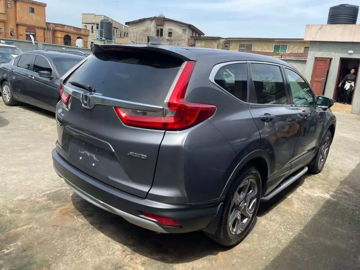 Honda CR-V   - 2018