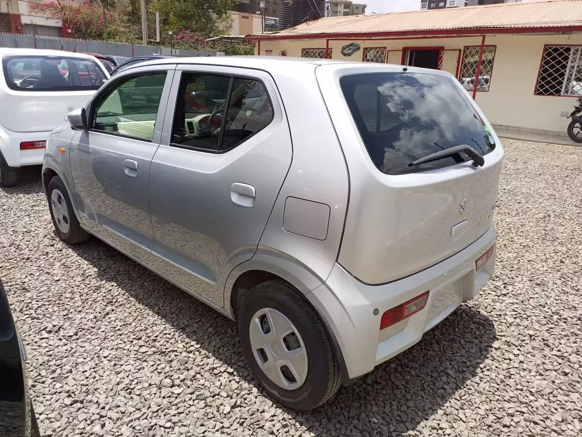 SUZUKI Alto GLX - 2015
