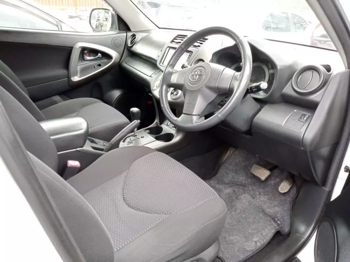 Toyota RAV 4 - 2011
