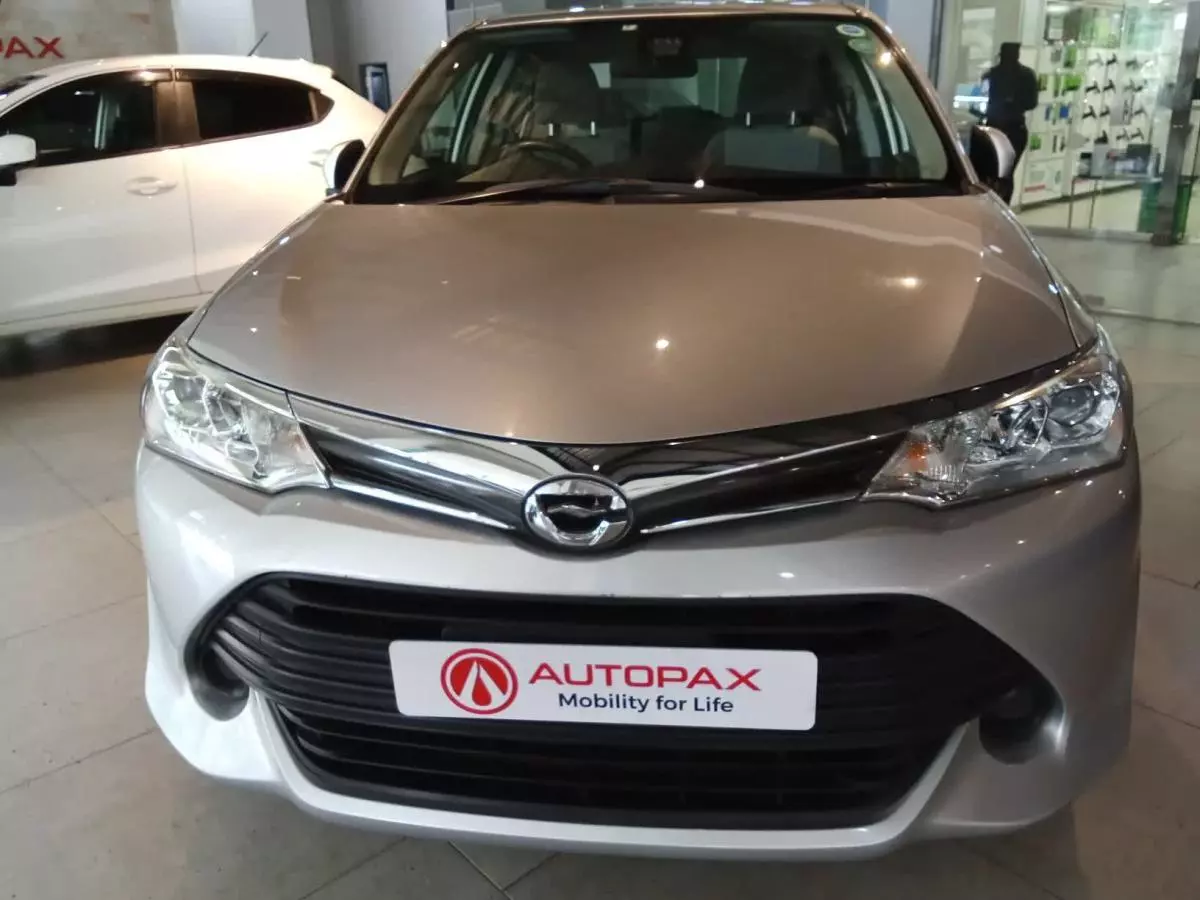 Toyota Axio    - 2016