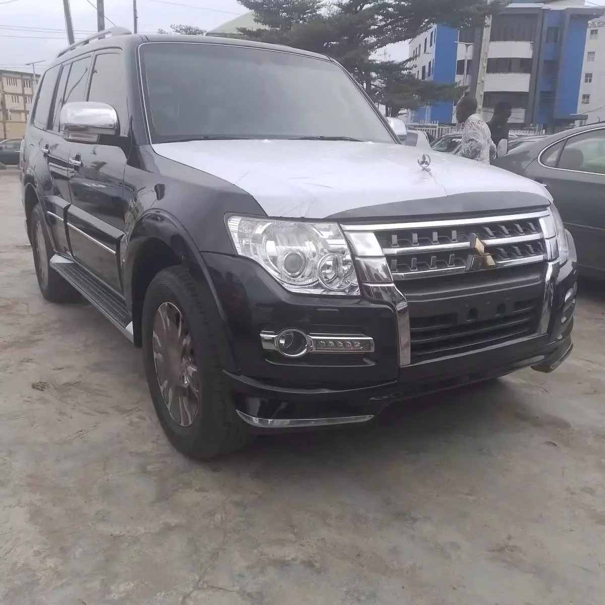 Mitsubishi Pajero   - 2018