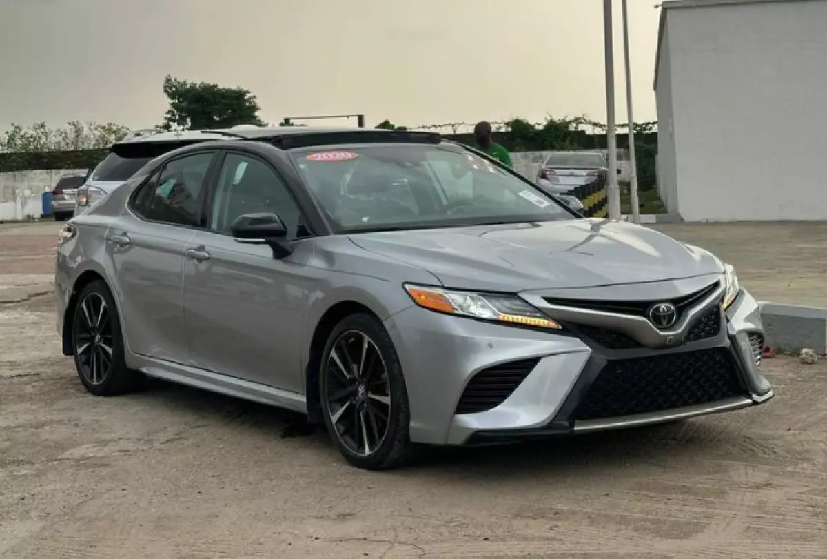 Toyota Camry   - 2020