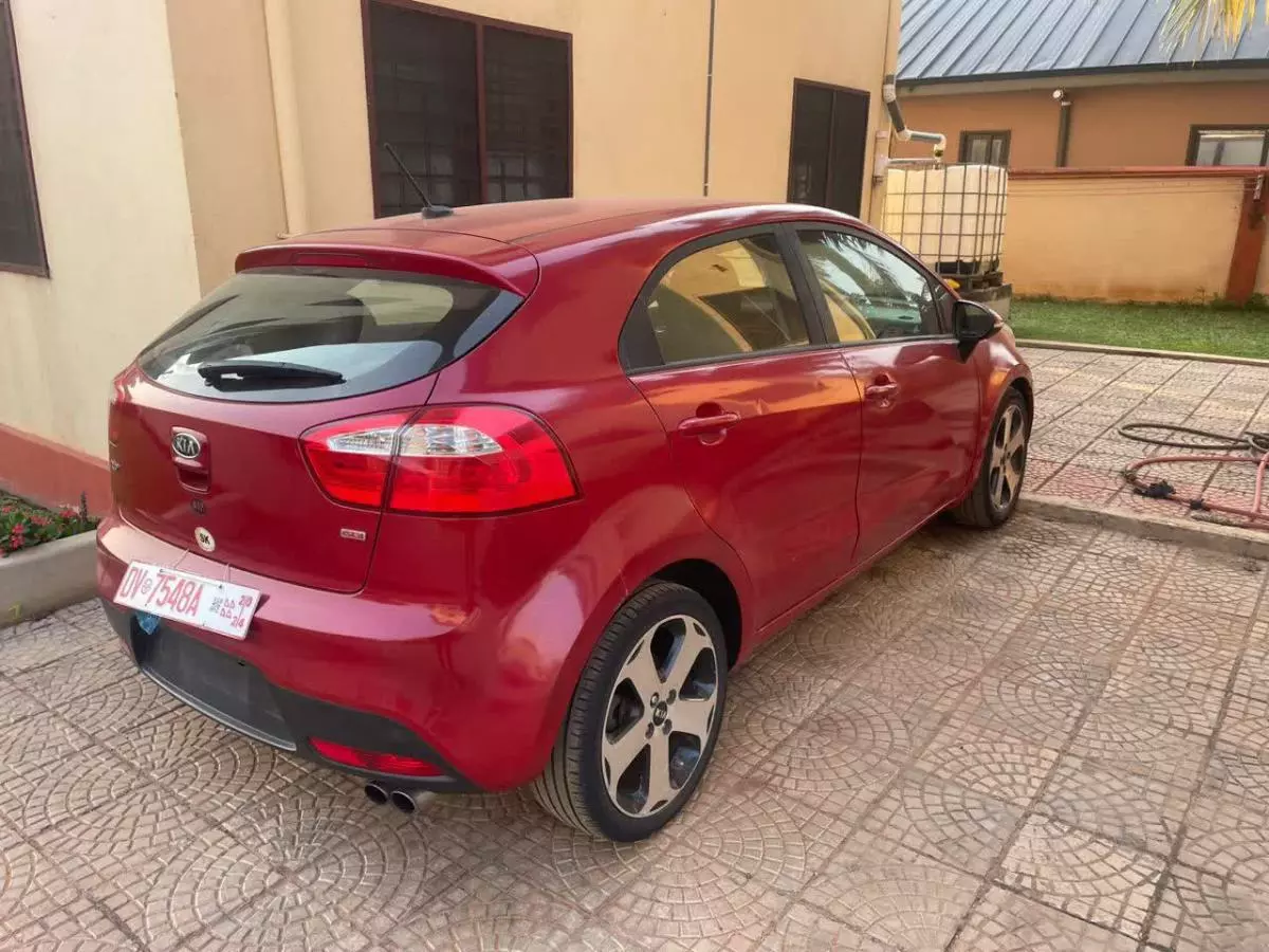 KIA Rio   - 2012