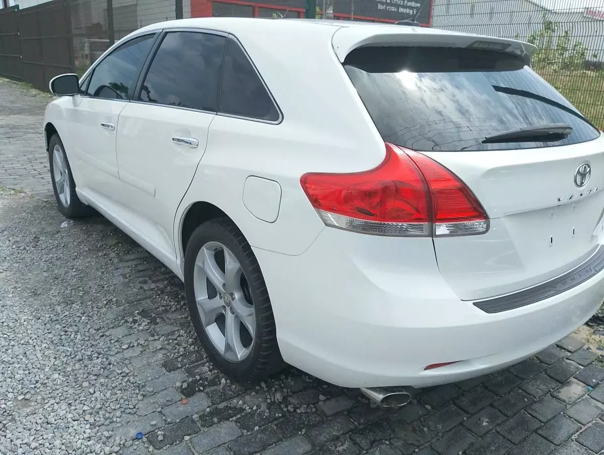 Toyota Venza   - 2009