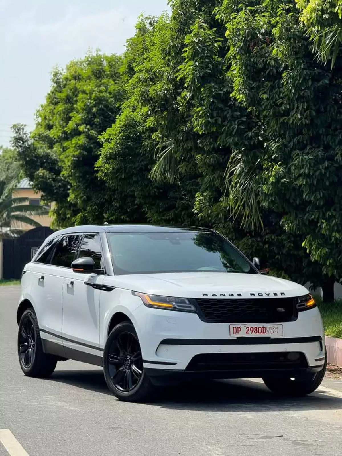 Land Rover Range Rover Velar   - 2020