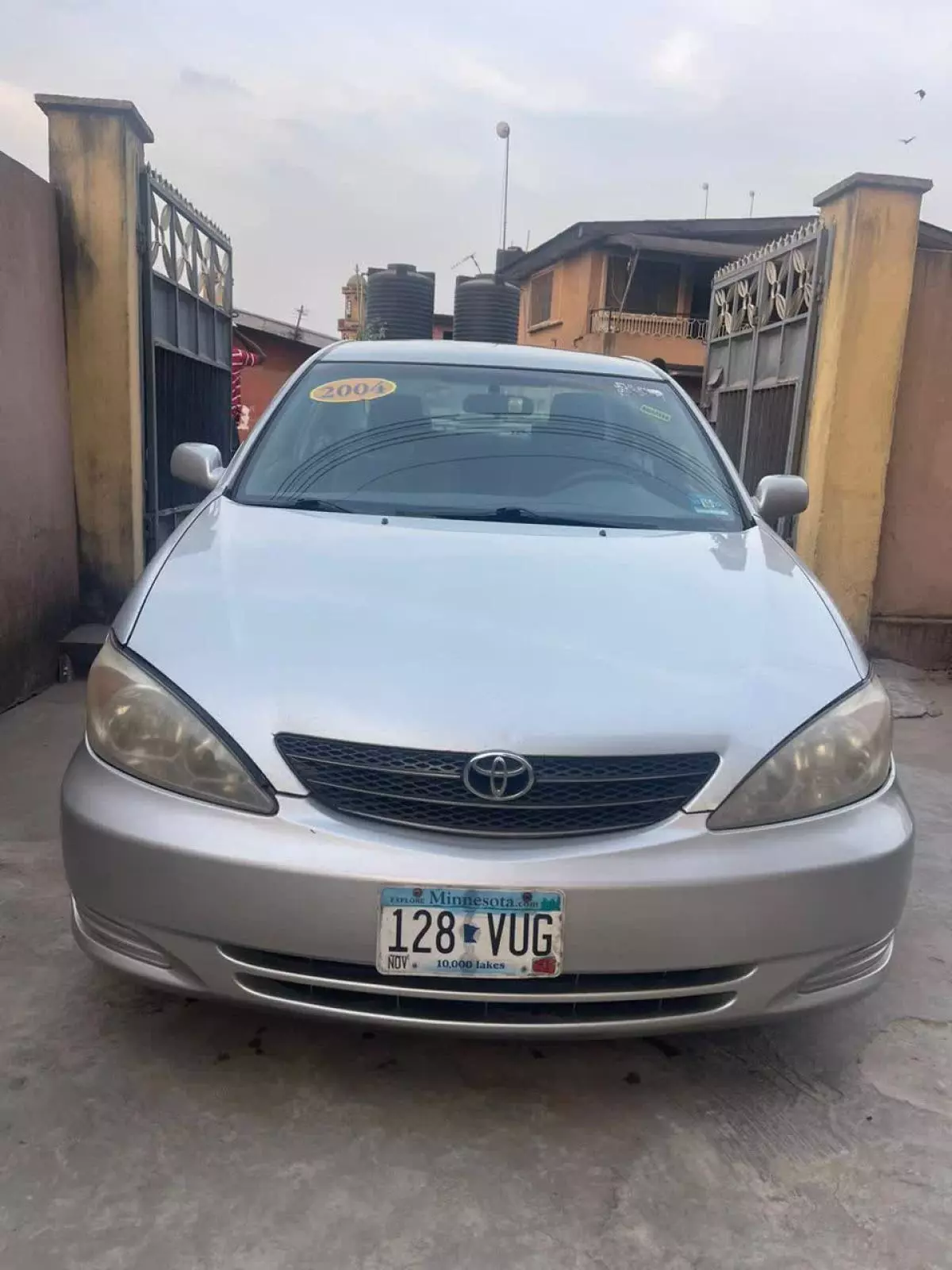 Toyota Camry - 2004