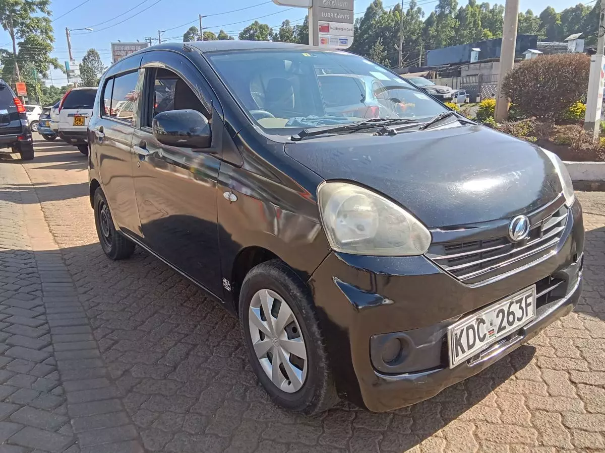 Daihatsu Mira    - 2014