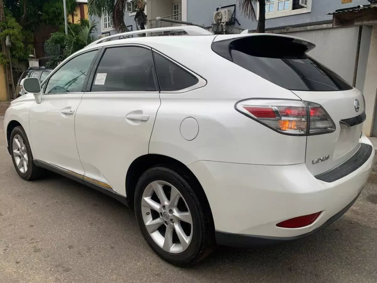 Lexus RX 350   - 2010