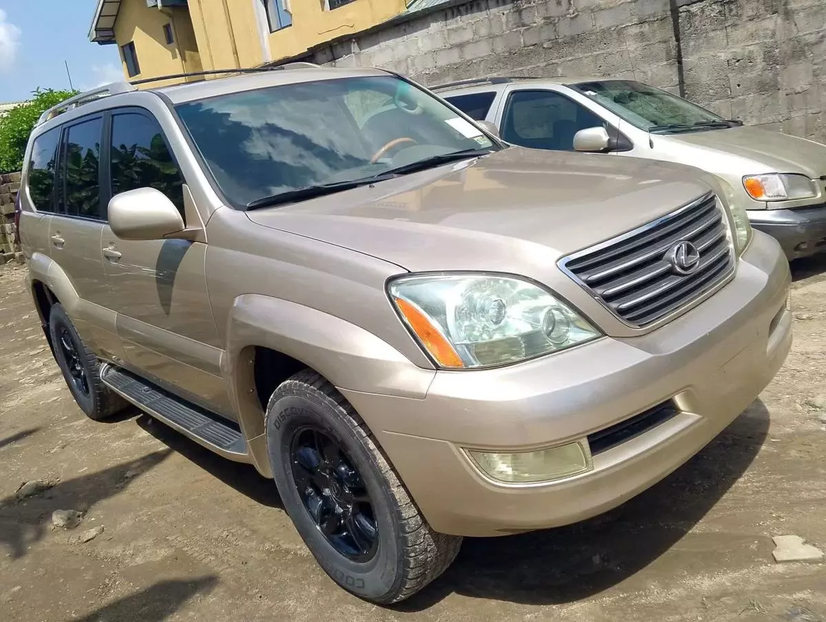 Lexus GX 470   - 2006