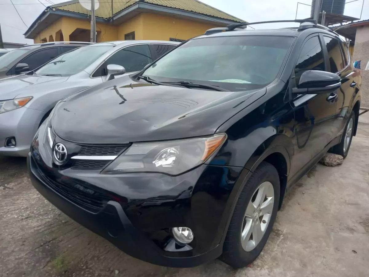 Toyota Rav4   - 2013