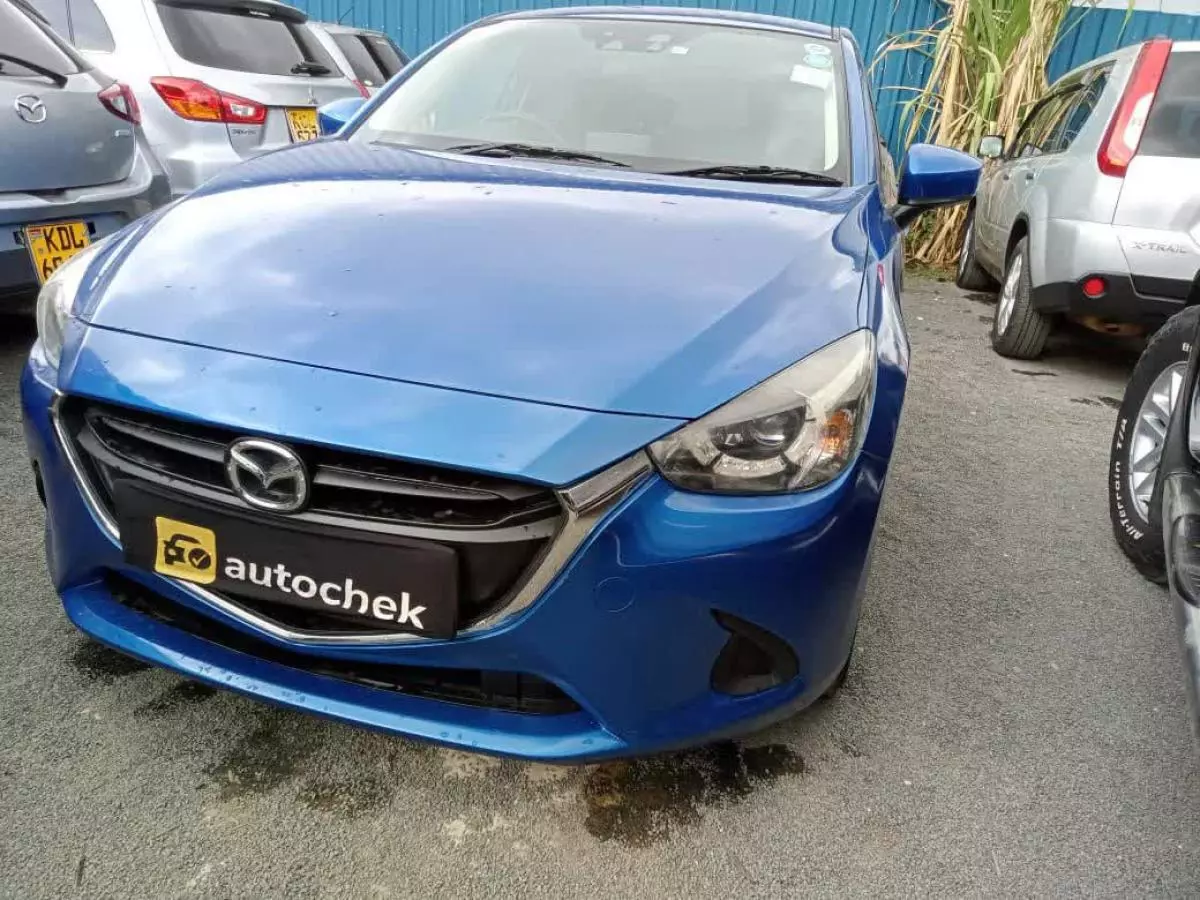 Mazda Demio - 2015