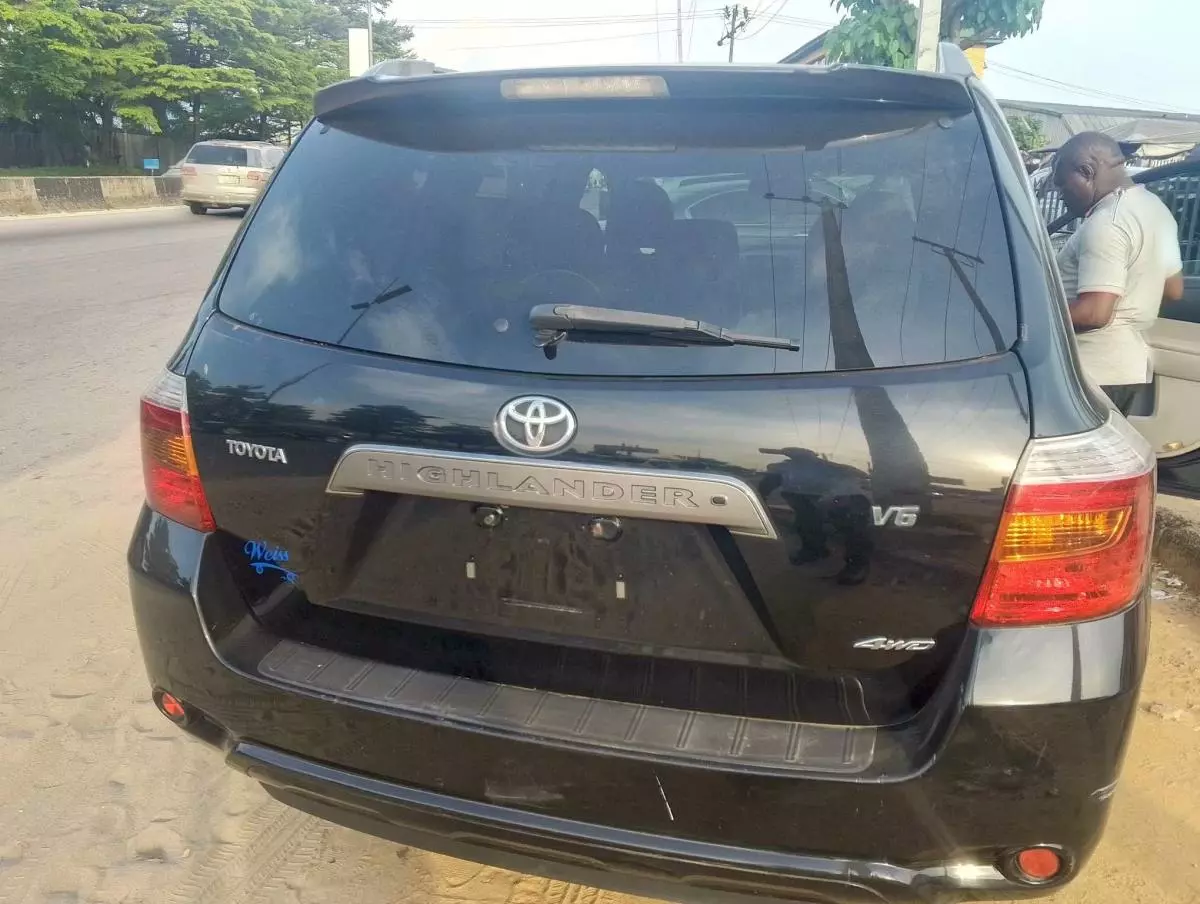 Toyota Highlander   - 2008