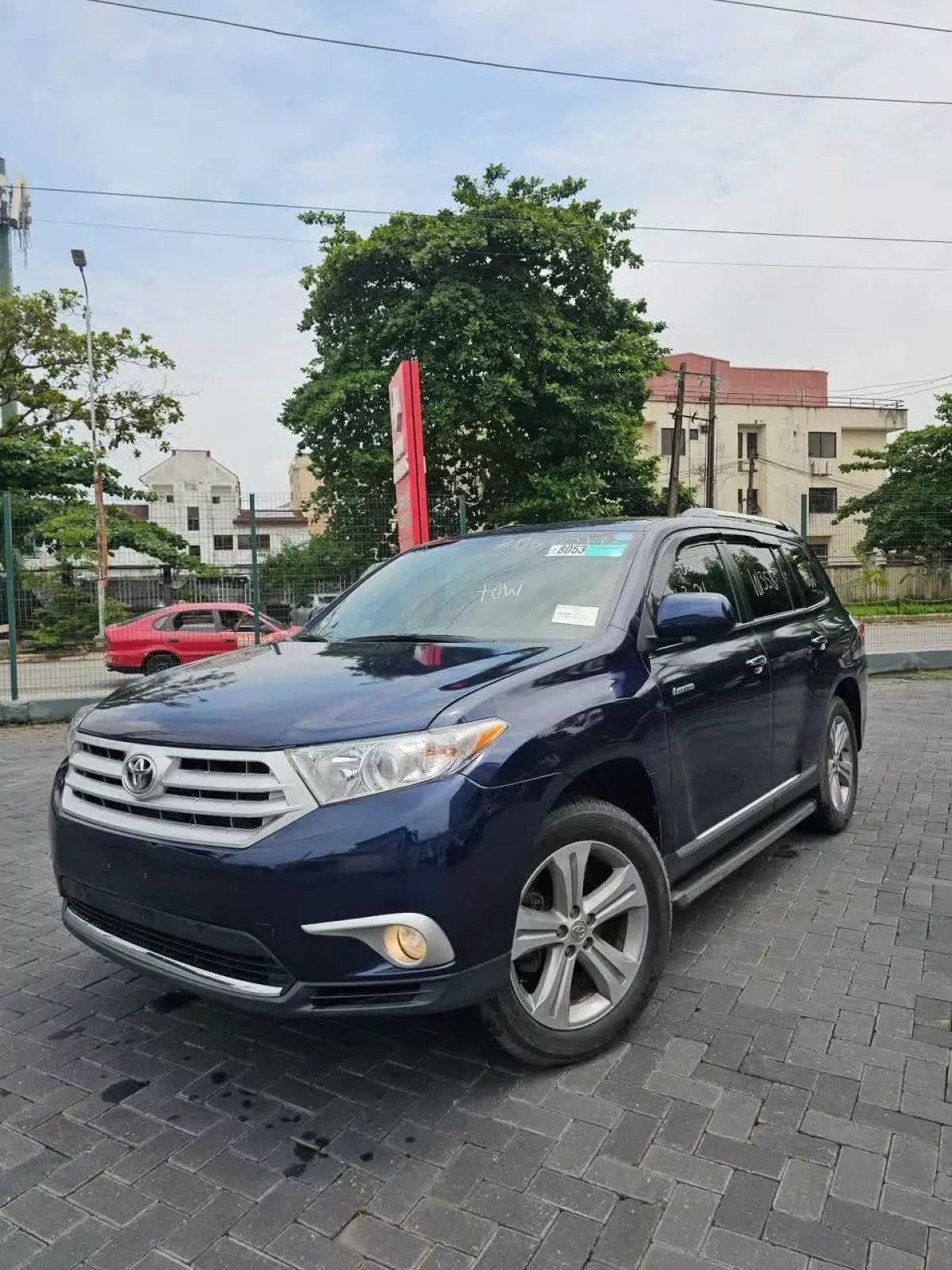 Toyota Highlander   - 2013