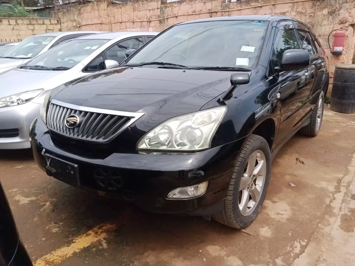 Toyota Harrier   - 2009