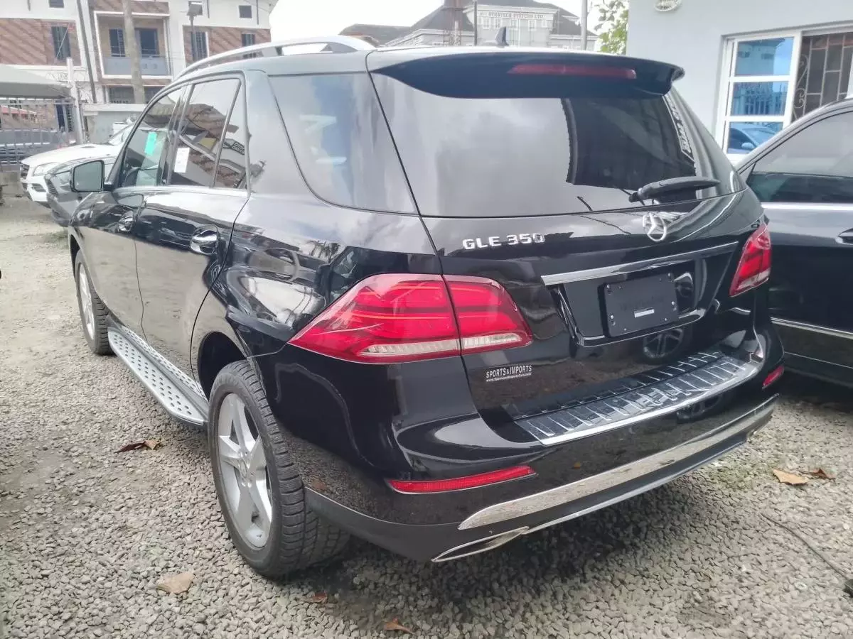 Mercedes-Benz GLE 350   - 2016