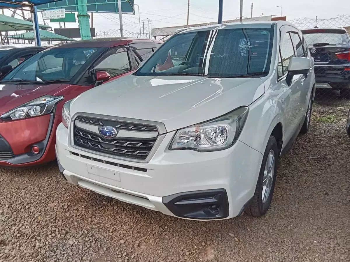 Subaru Forester   - 2015