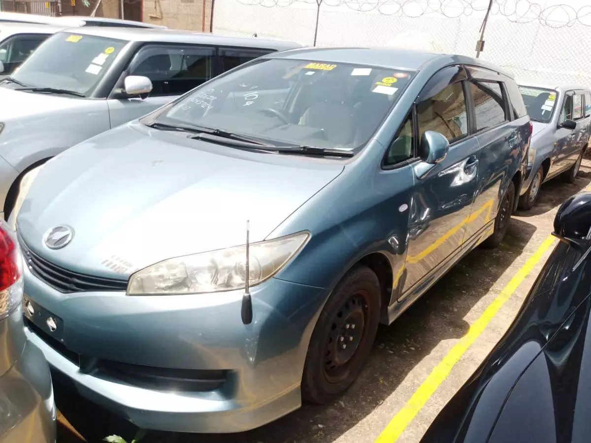 Toyota Wish - 2009