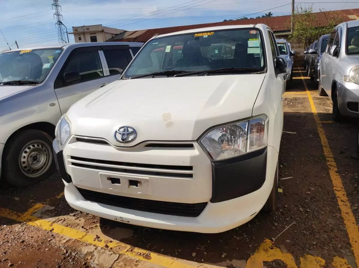 Toyota Probox  - 2015