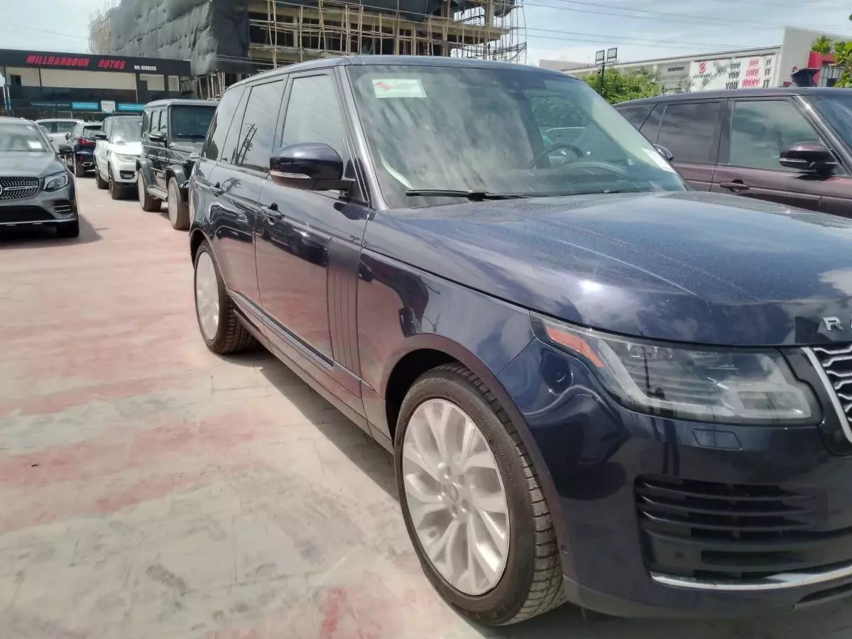 Land Rover Range Rover Vogue   - 2019