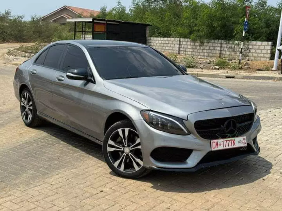 Mercedes-Benz C 300   - 2015