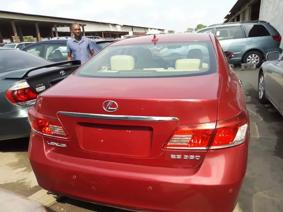 Lexus ES 350 - 2010