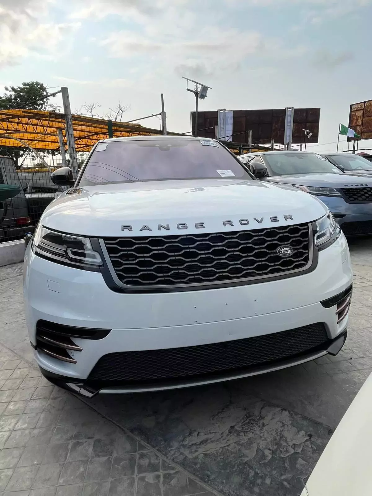 Land Rover Range Rover Velar   - 2018