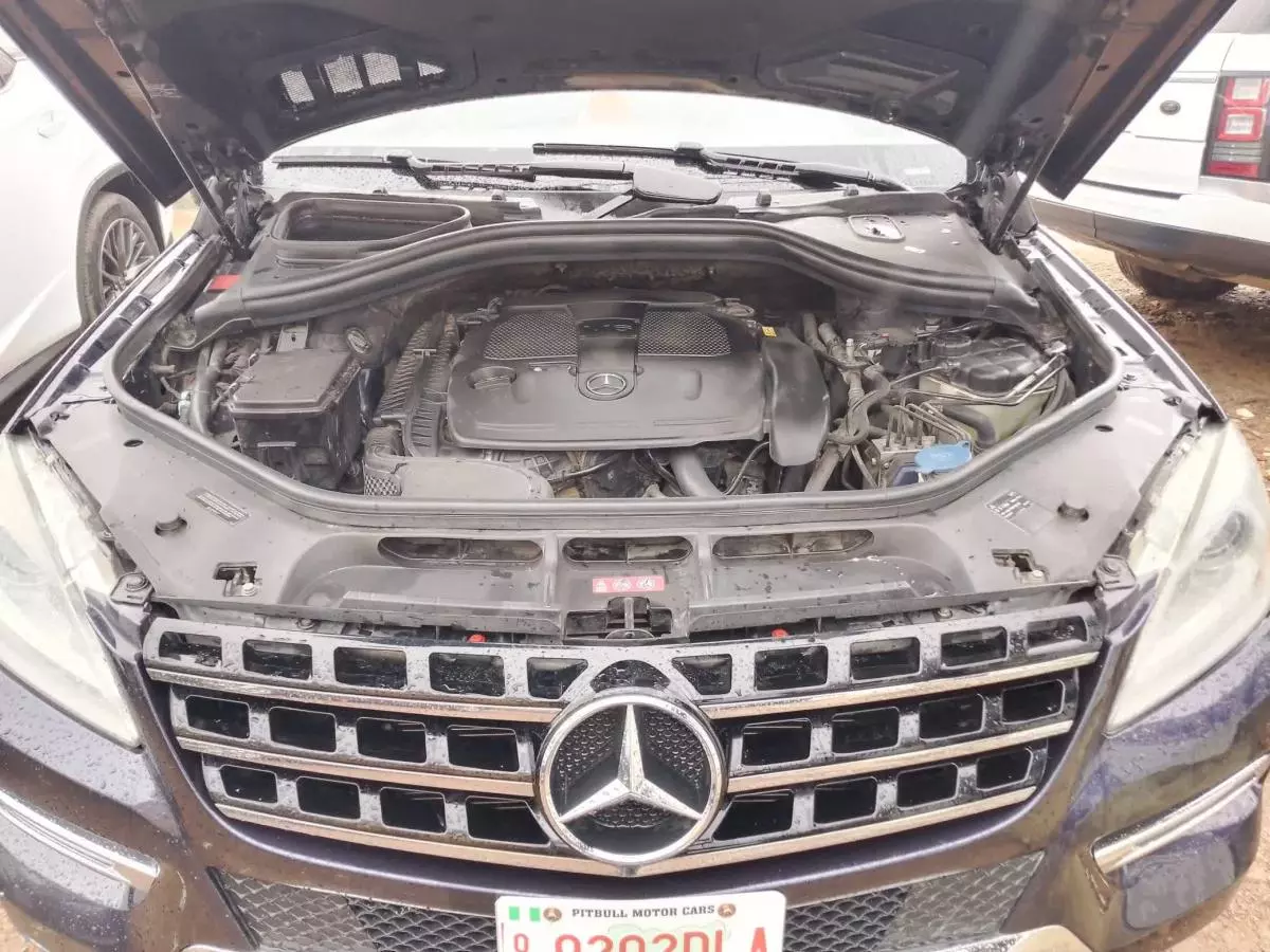 Mercedes-Benz ML 350   - 2012