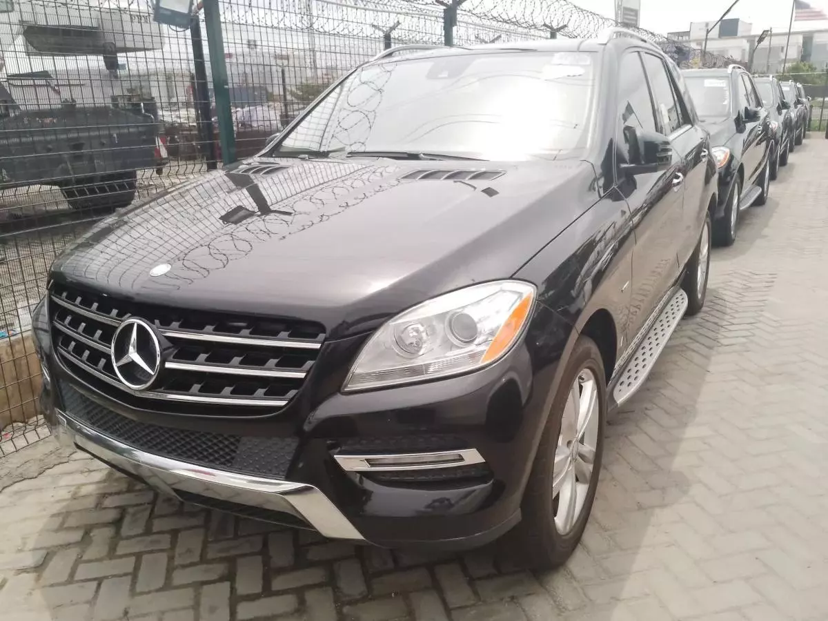 Mercedes-Benz ML 350   - 2012