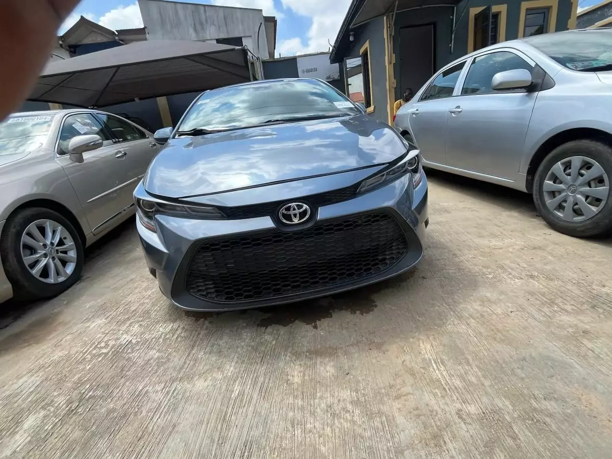 Toyota Corolla   - 2021