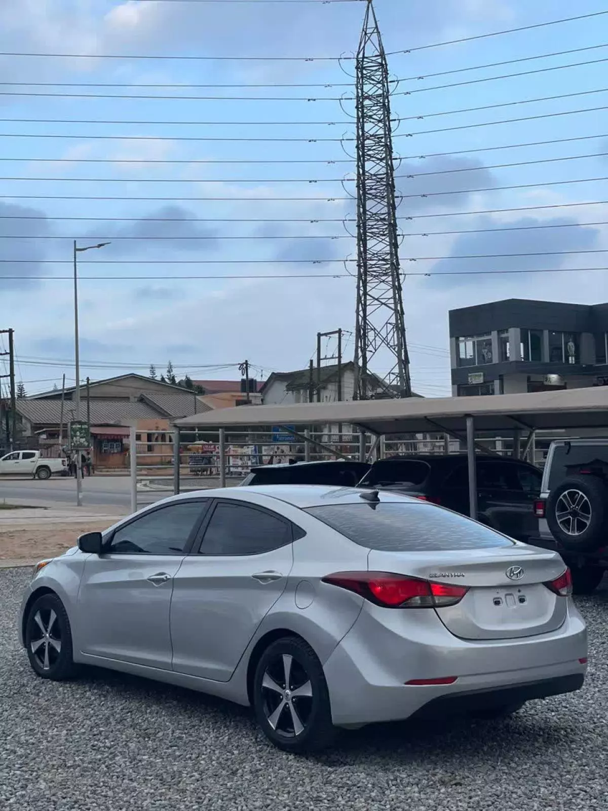 Hyundai Elantra   - 2016