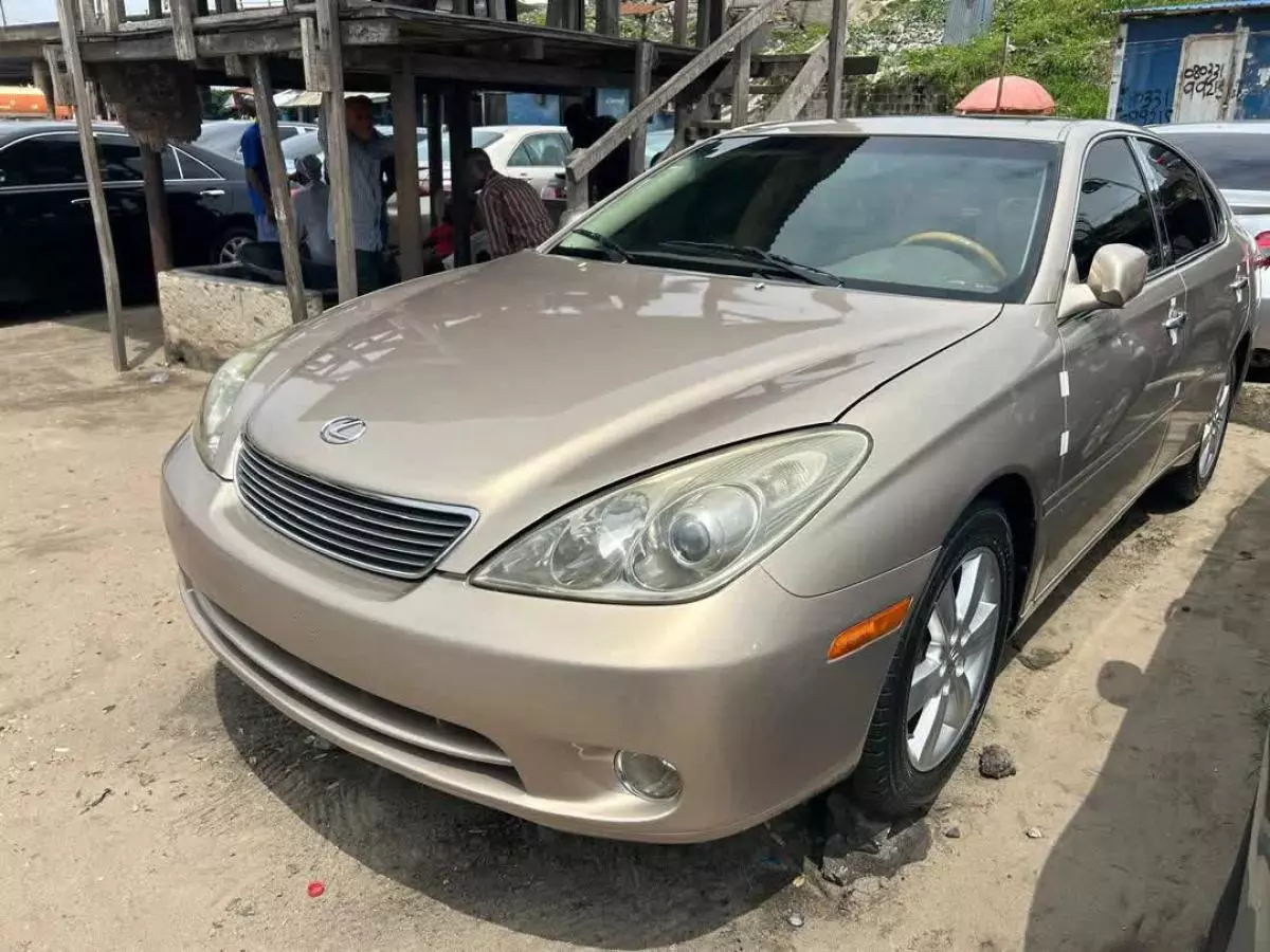 Lexus ES 330   - 2005