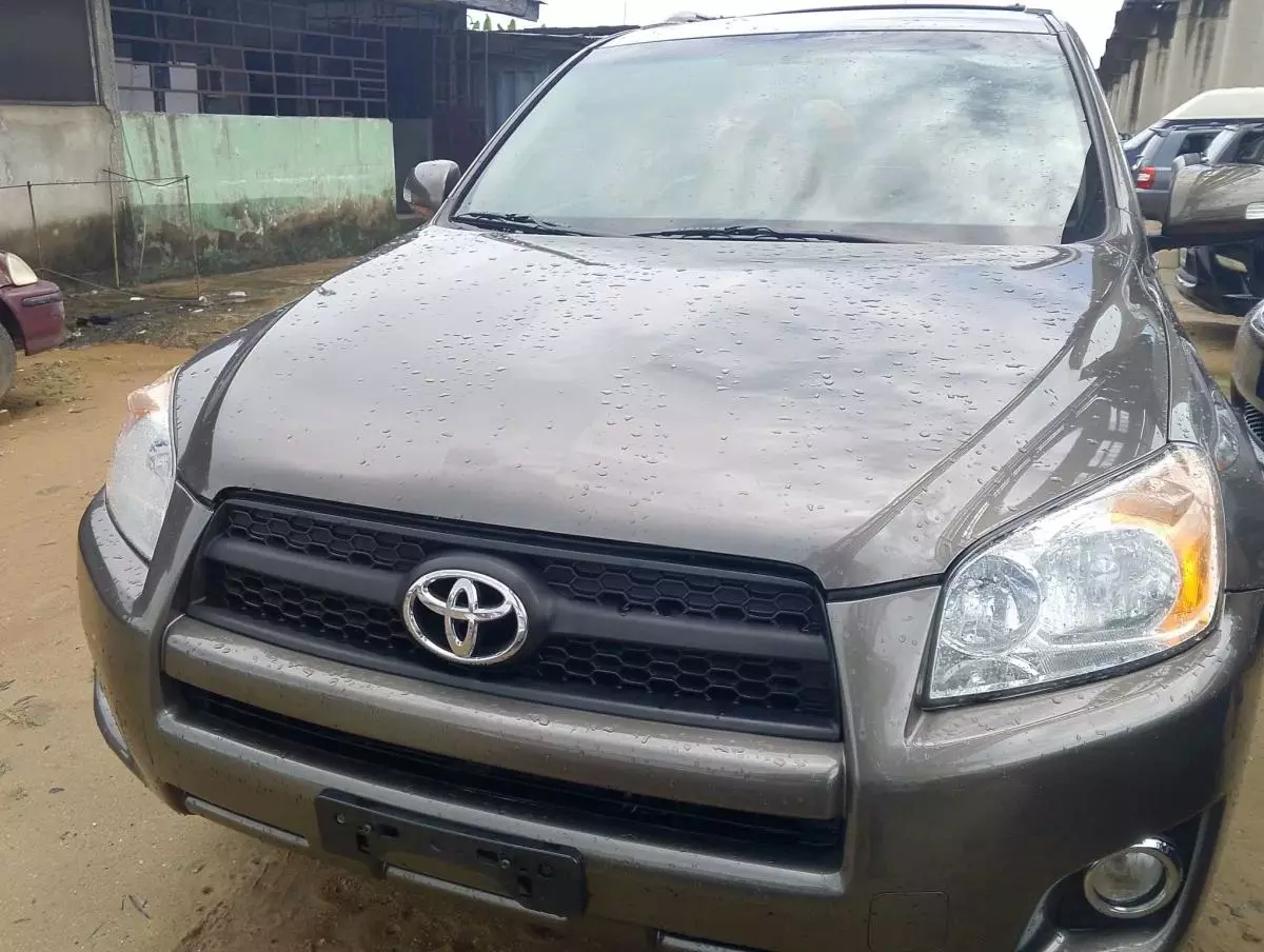 Toyota RAV 4   - 2009