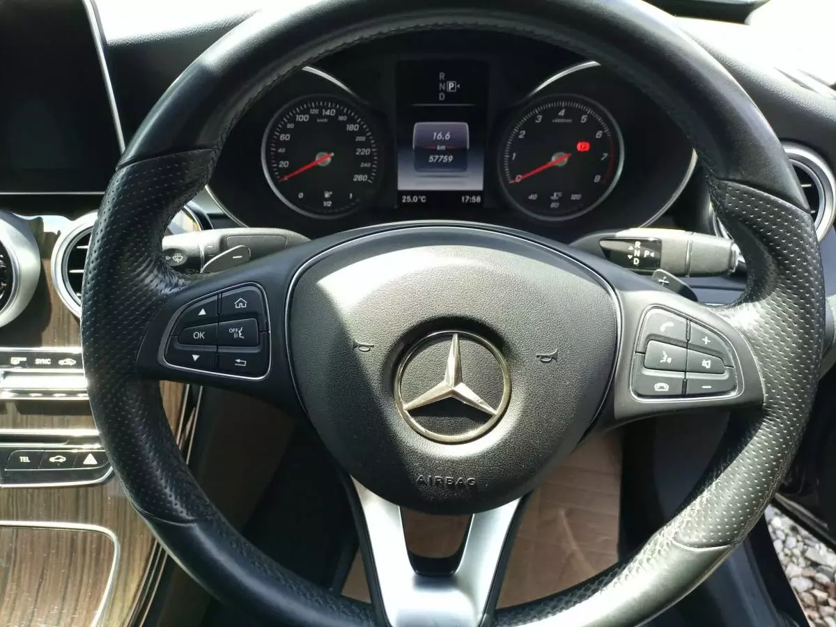 Mercedes-Benz C 200 - 2015