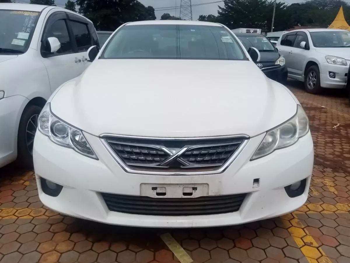 Toyota Mark X   - 2014