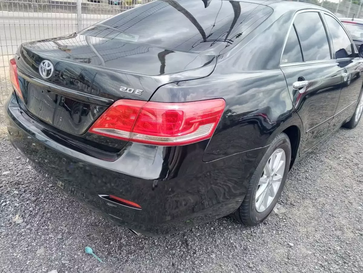 Toyota Camry   - 2013