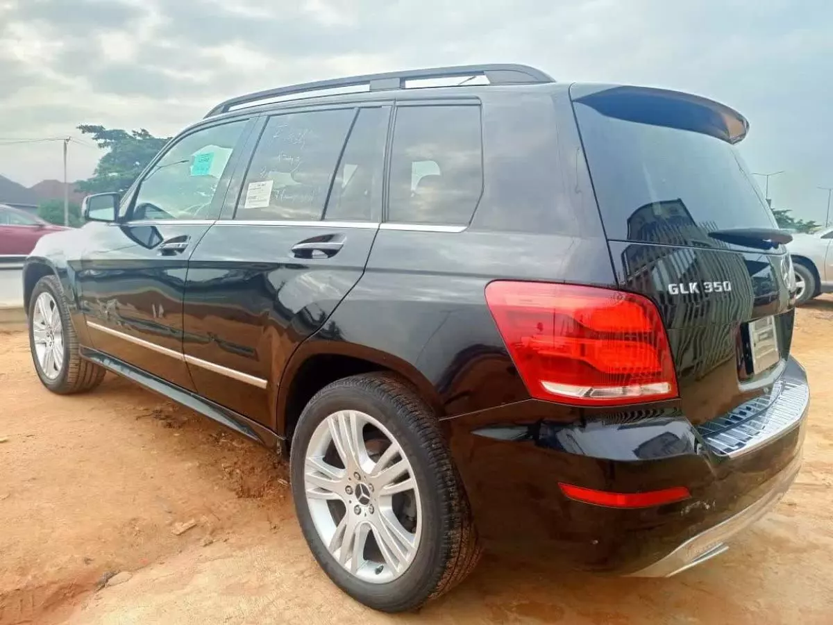 Mercedes-Benz GLK 350   - 2014