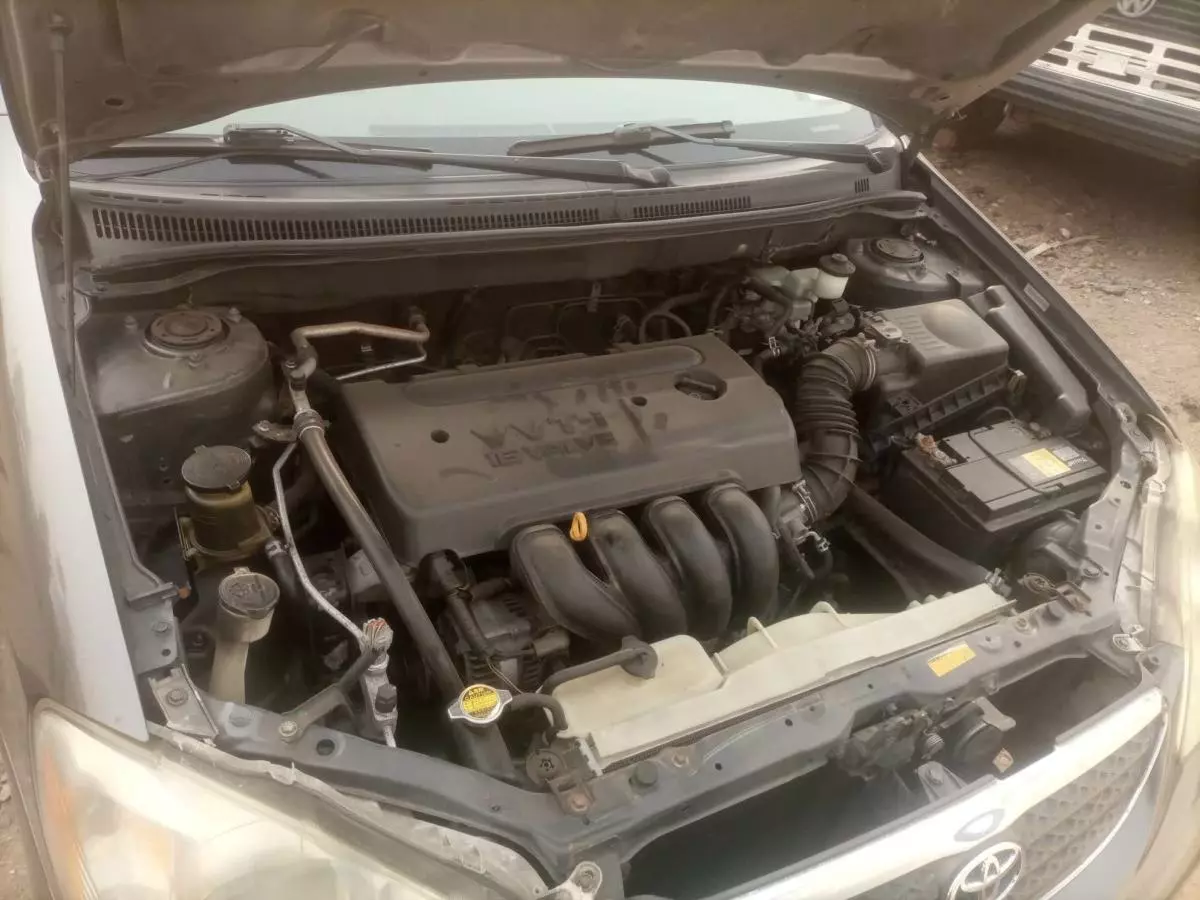 Toyota Corolla - 2006